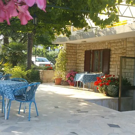 فندق مبيت وإفطار Pansion Margerita بوريتش