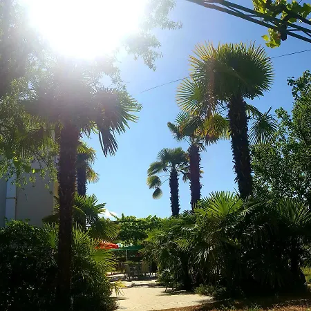 Pansion Margerita 住宿加早餐酒店 波雷奇