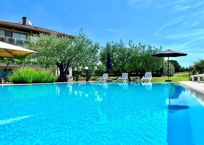 Pansion Margerita Oda ve Kahvaltı 3*